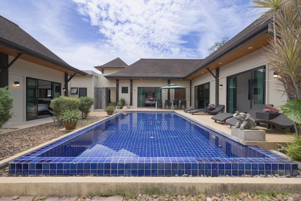 Queen Palm Villa – Phuket